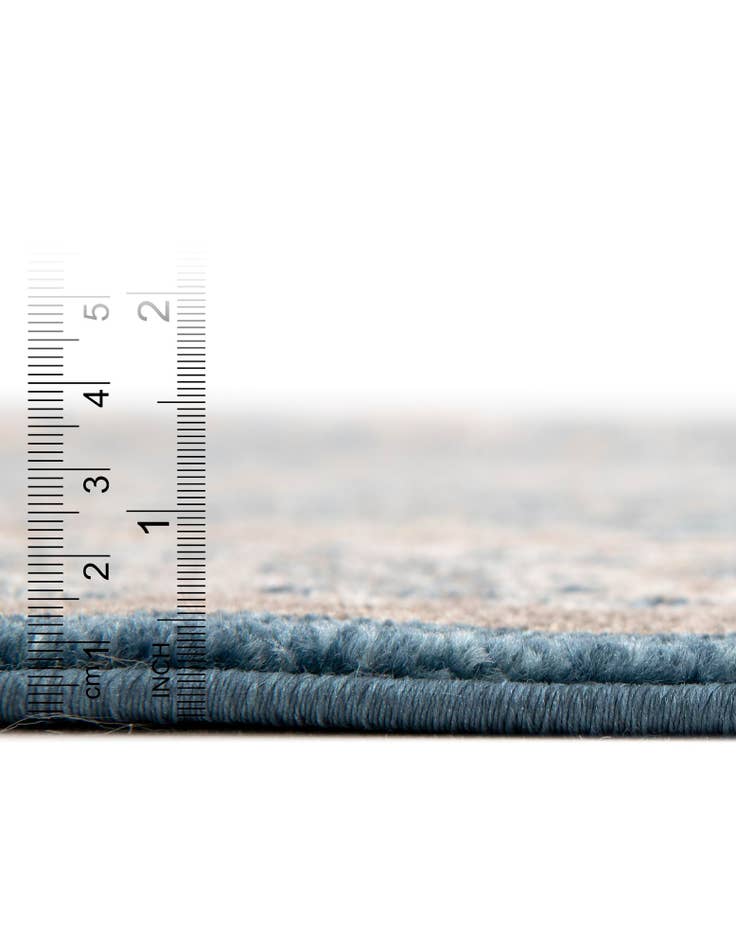 Detail image of 2' 7 x 10' Viola Runner Rug