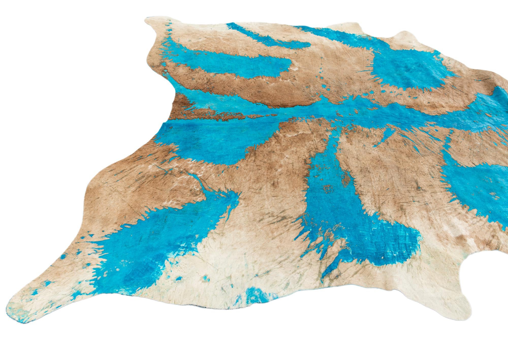 6' 7 x 6' 9 Cowhide Leather Square Rug