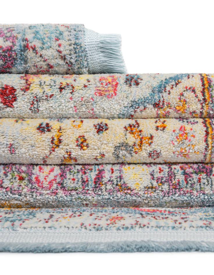 Detail image of 5' x 5' Havana Square Rug