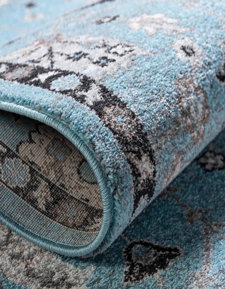 Detail image of 8' 4 x 8' 4 Heritage Square Rug