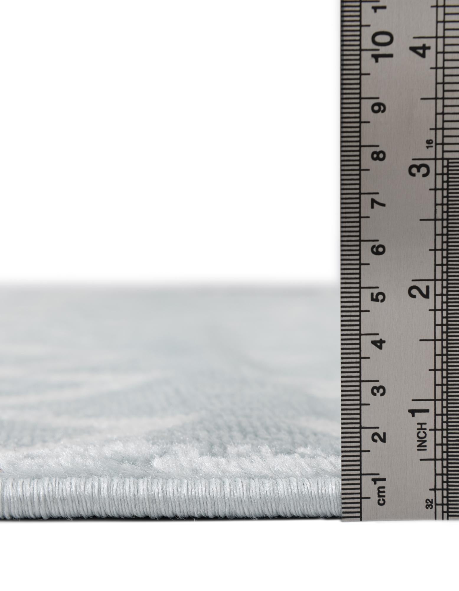 7' 10 x 7' 10 Kasbah Trellis Square Rug