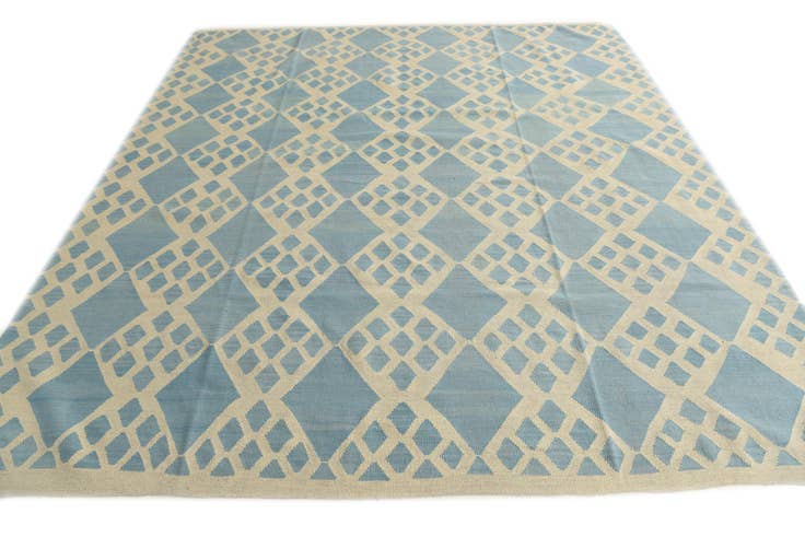 Detail image of 8' 9 x 9' 6 Hand Woven Kilim Modern Wool Square Rug