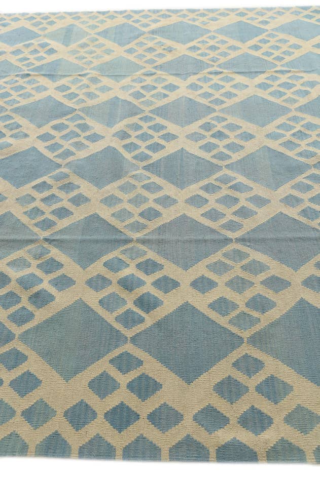 Detail image of 8' 9 x 9' 6 Hand Woven Kilim Modern Wool Square Rug