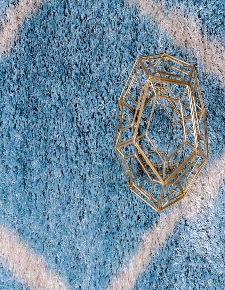 Detail image of 8' x 8' Luxury Trellis Shag Square Rug