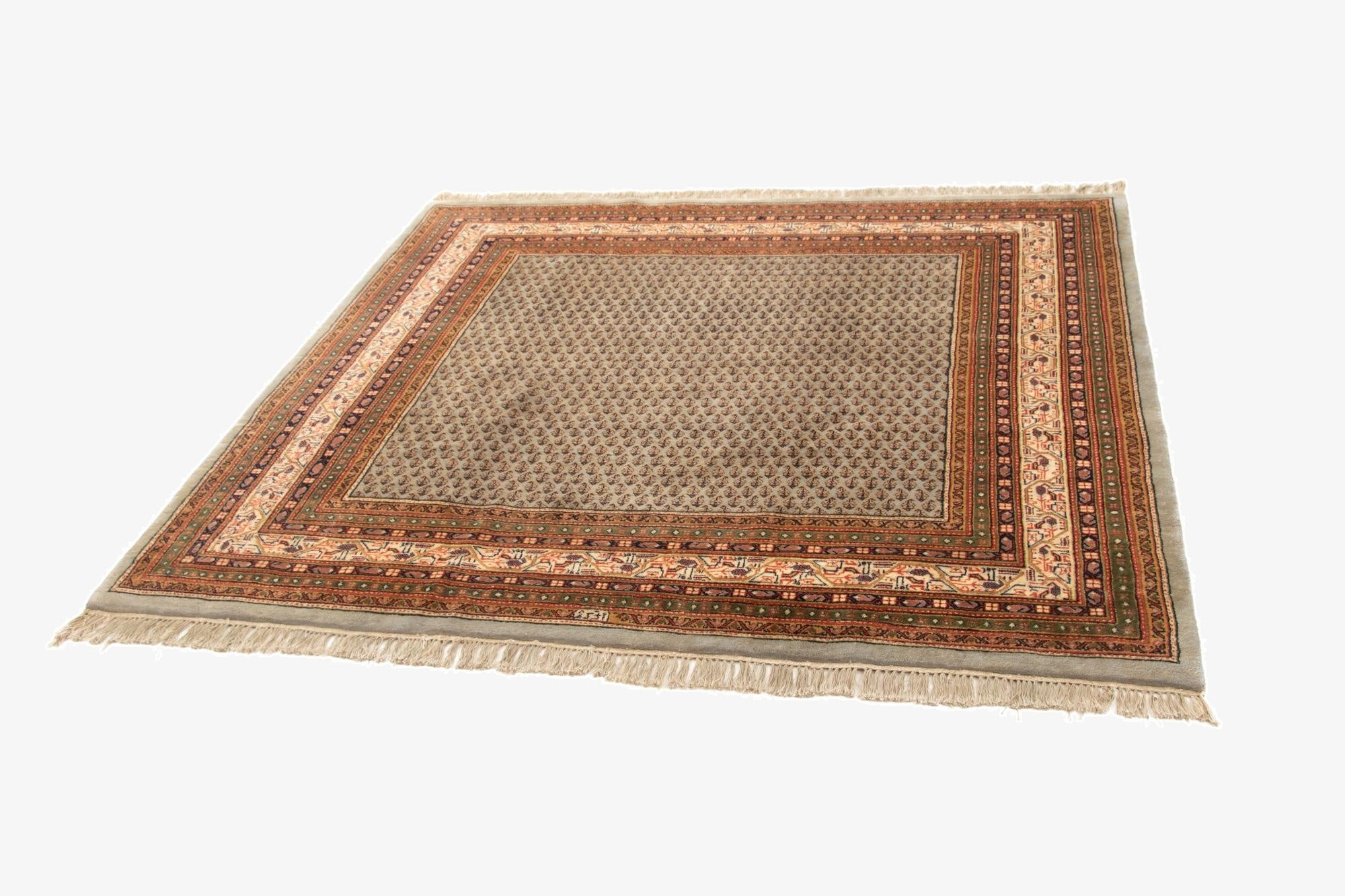 6' 5 x 6' 11 Mir Square Rug