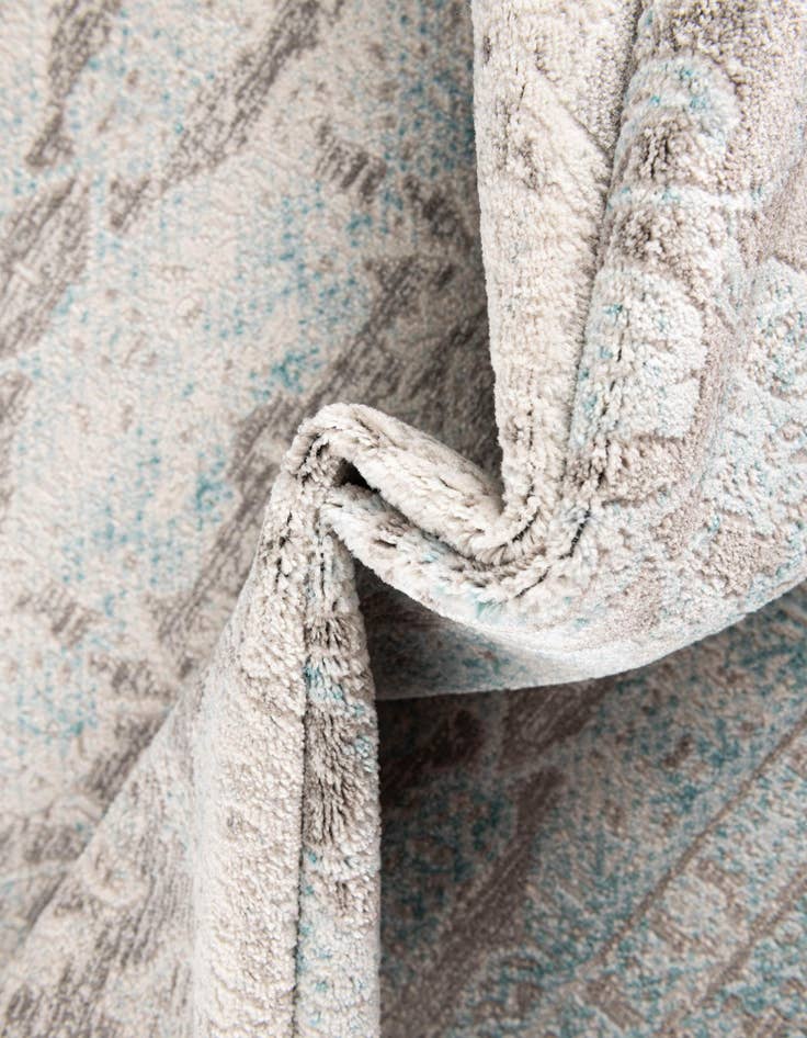 Detail image of 8' x 8' Modern Classical Square Rug