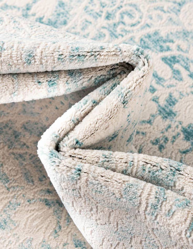 Detail image of 4' x 4' Modern Classical Square Rug