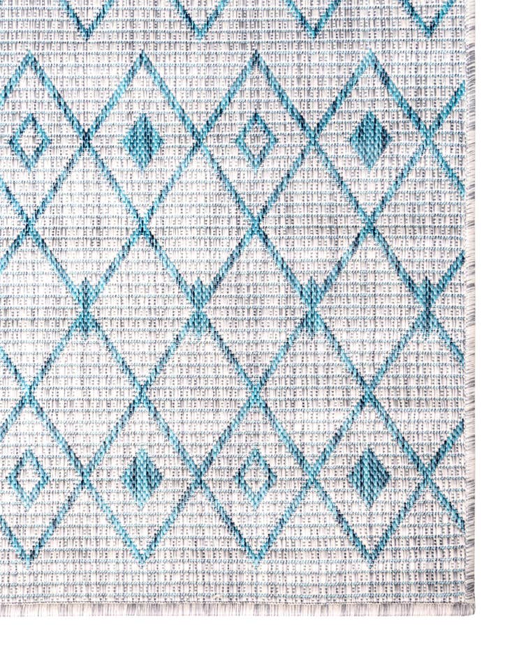 Detail image of 10' 8 x 10' 8 Washable Lattice Indoor / Outdoor Square Rug