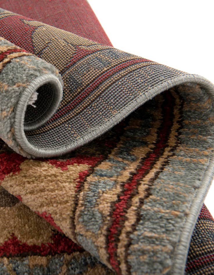 Detail image of 4' x 4' Serapi Square Rug