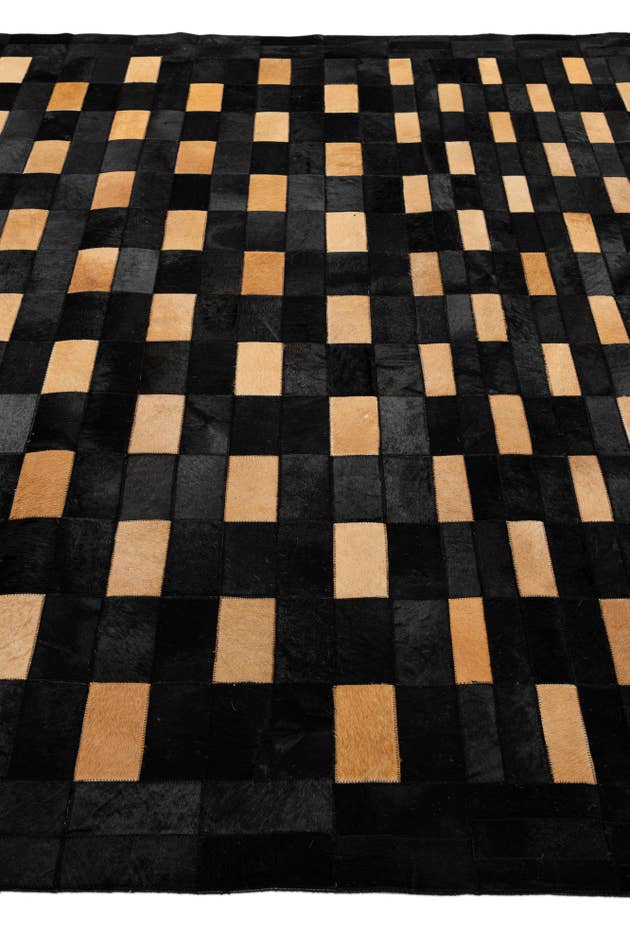 Detail image of 8' 1 x 9' 10 Cowhide - Patchwork Rug