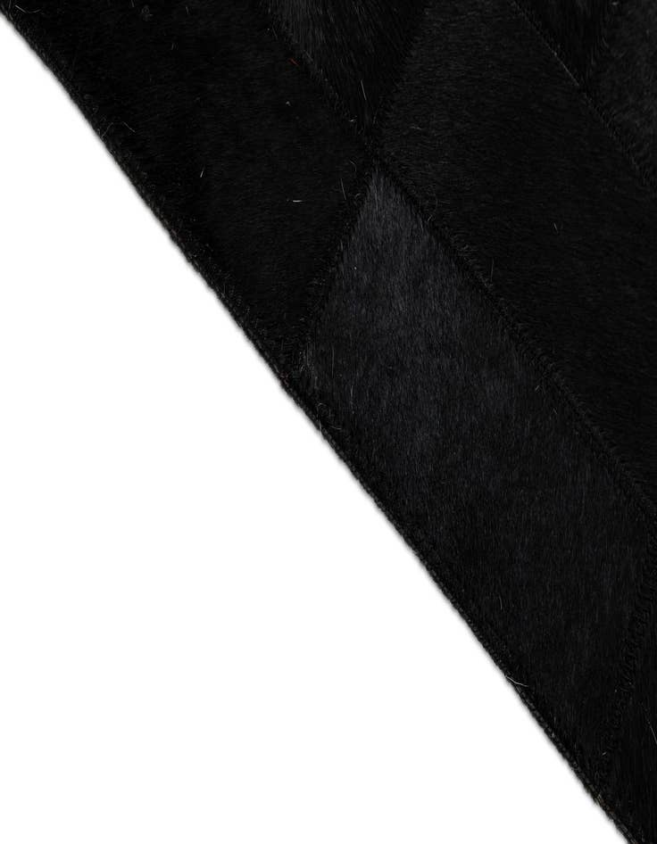 Detail image of 8' 1 x 9' 10 Cowhide - Patchwork Rug