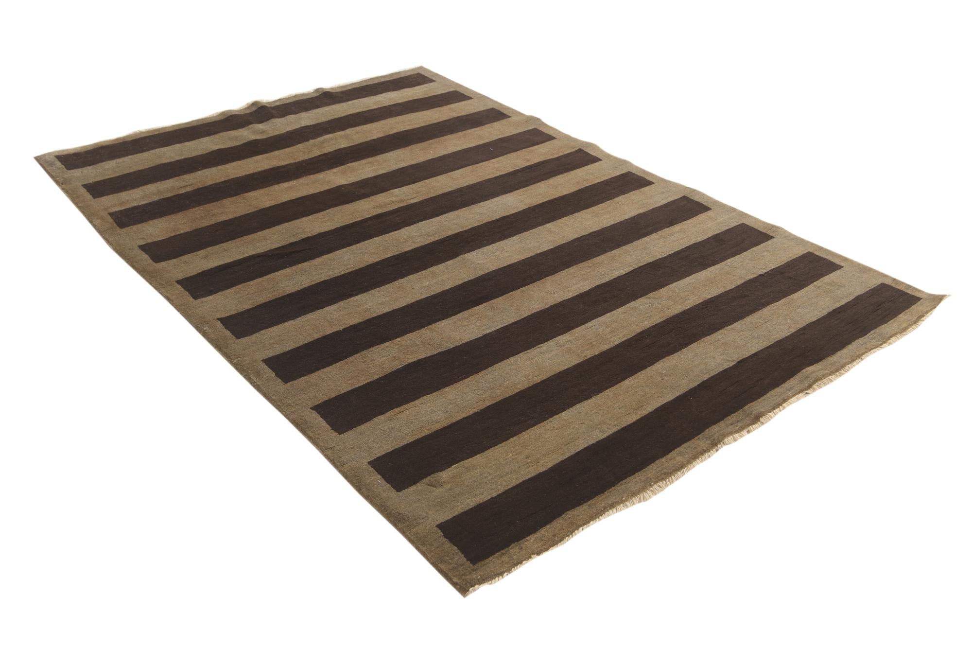 5' 4 x 7' 9 Hand Knotted Modern Ziegler Rug