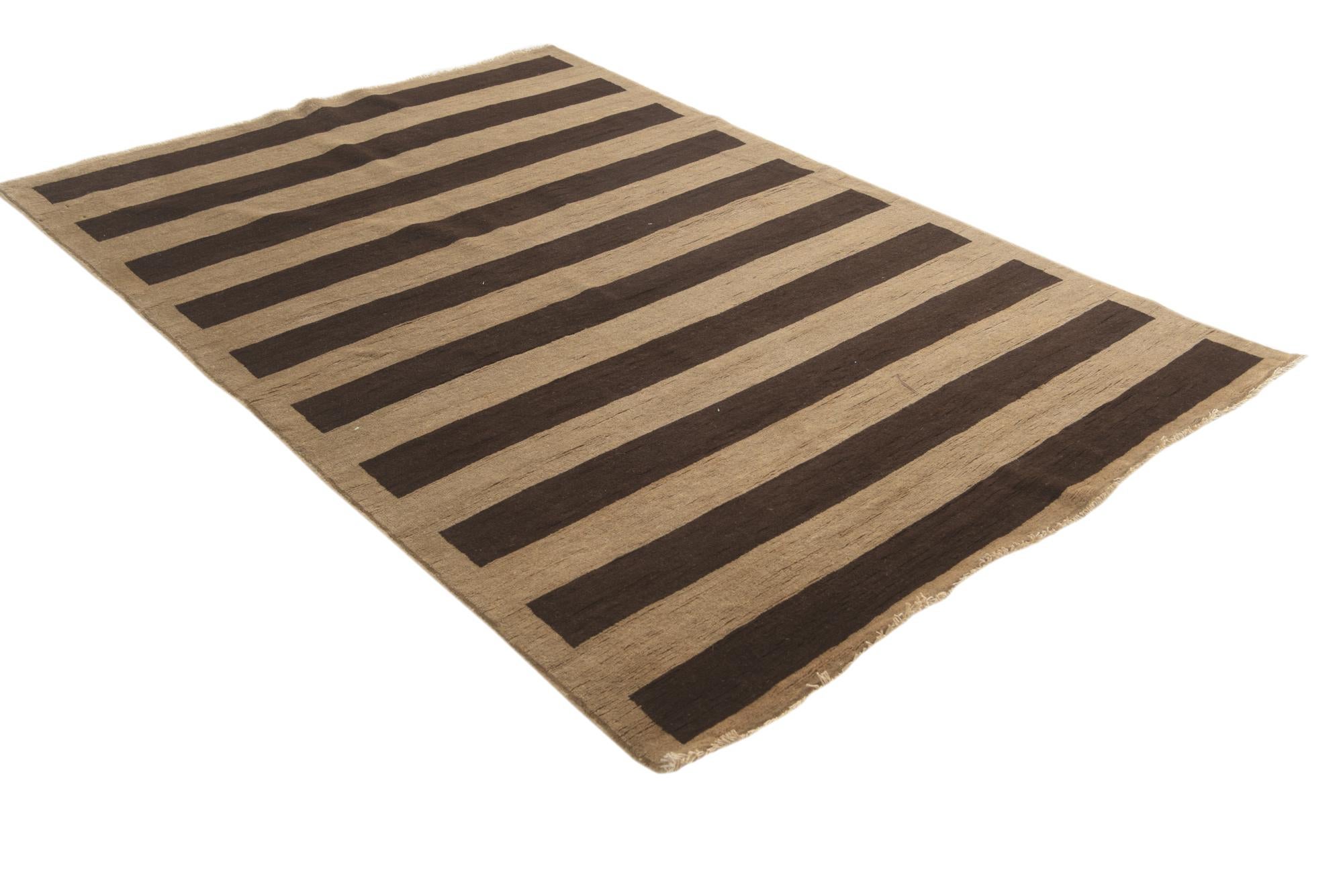 5' 5 x 7' 9 Hand Knotted Modern Ziegler Rug