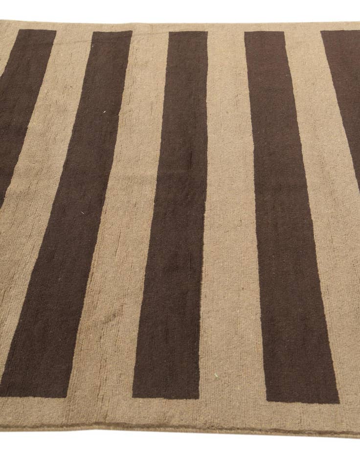 Detail image of 5' 5 x 7' 9  Hand Knotted Modern Ziegler Rug