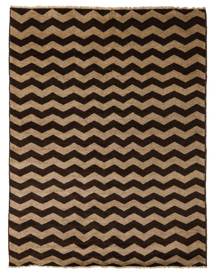 Detail image of 5' x 6' 4 Hand Knotted Modern Ziegler Rug