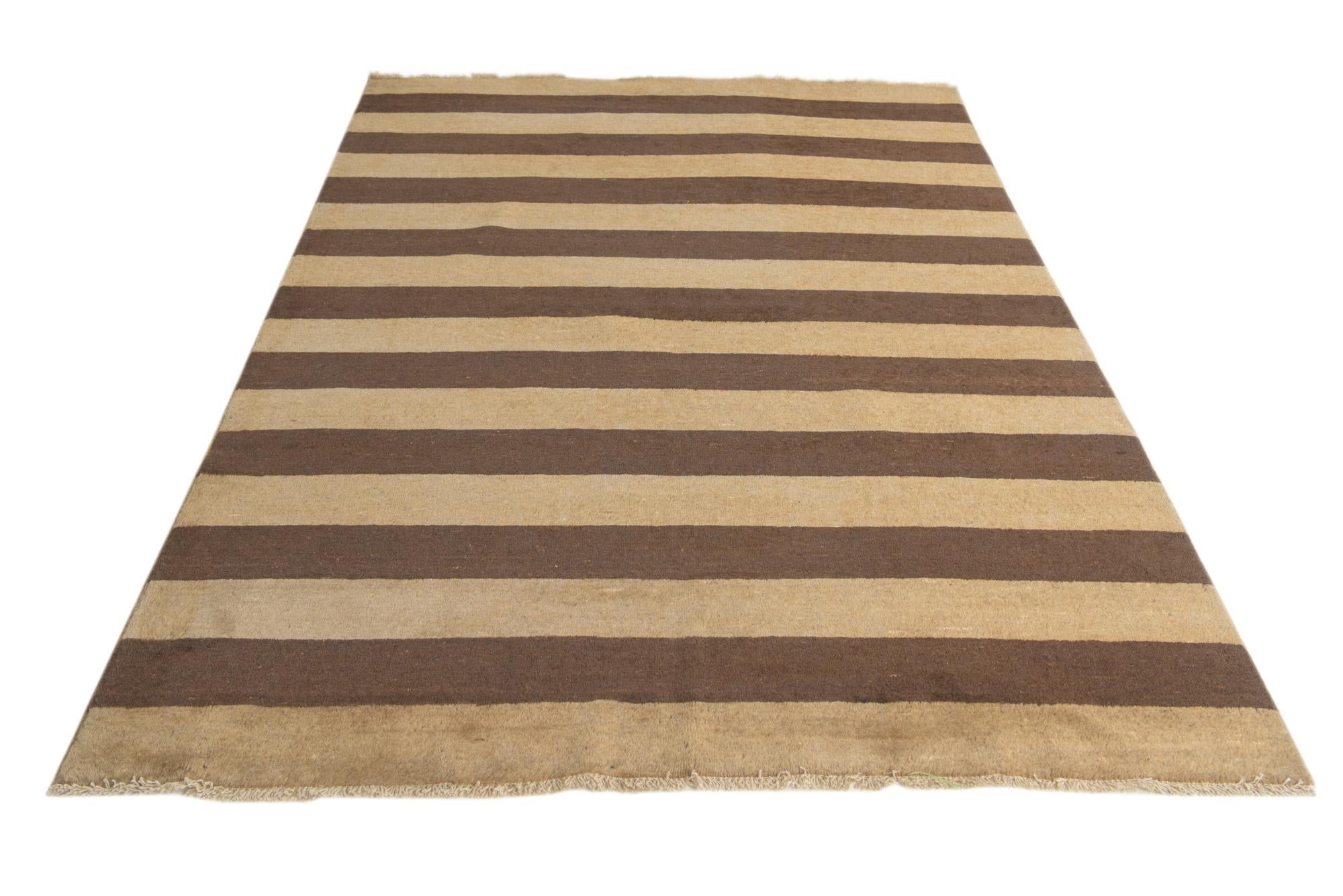 5' 4 x 7' 7 Hand Knotted Modern Ziegler Rug