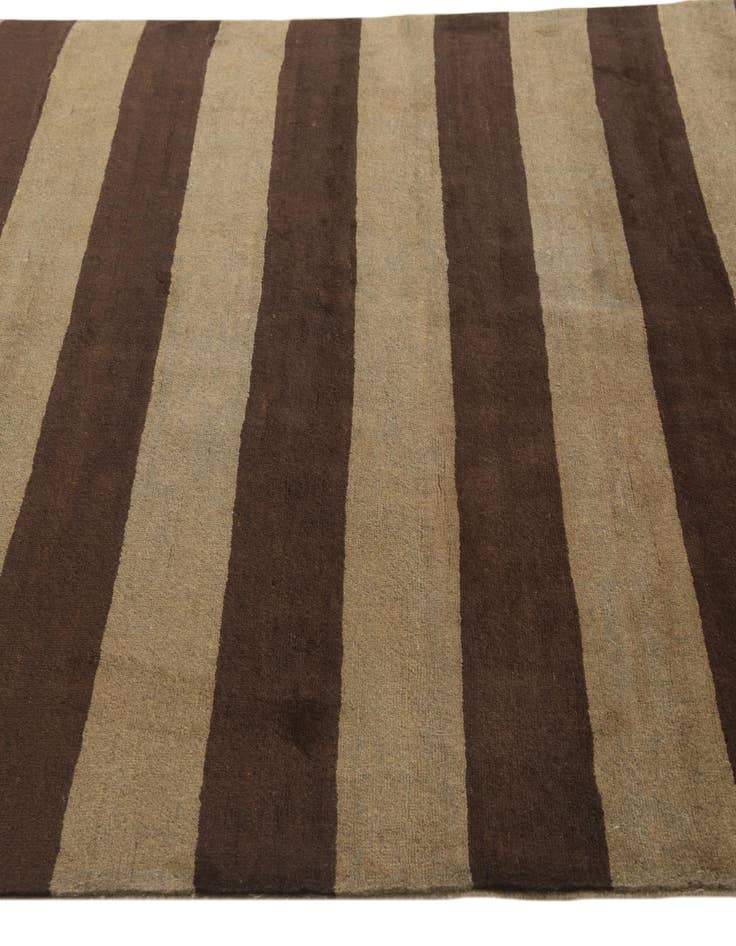 Detail image of 5' 6 x 8'  Hand Knotted Modern Ziegler Rug