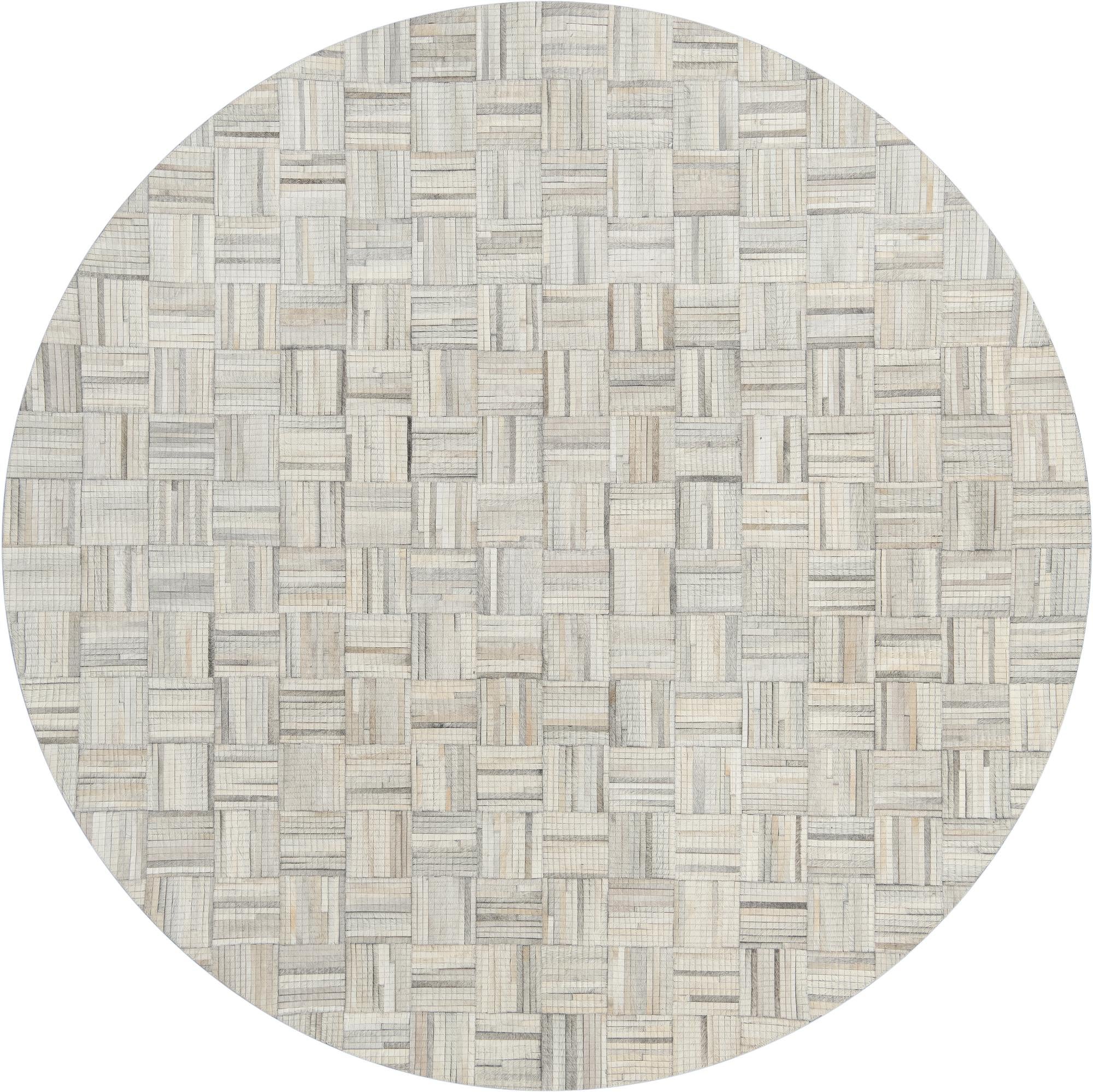 7' 10 x 7' 10 Cowhide Leather Round Rug