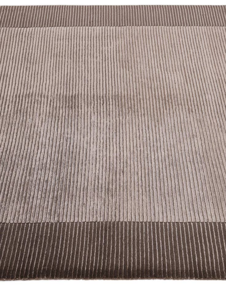 Detail image of 5' 8 x 8'  Hand Knotted Darya Wool Rug