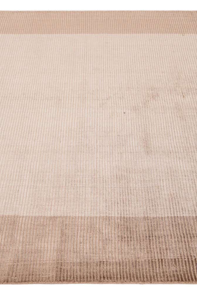 5' 7 x 7' 10 Hand Knotted Darya Wool Rug