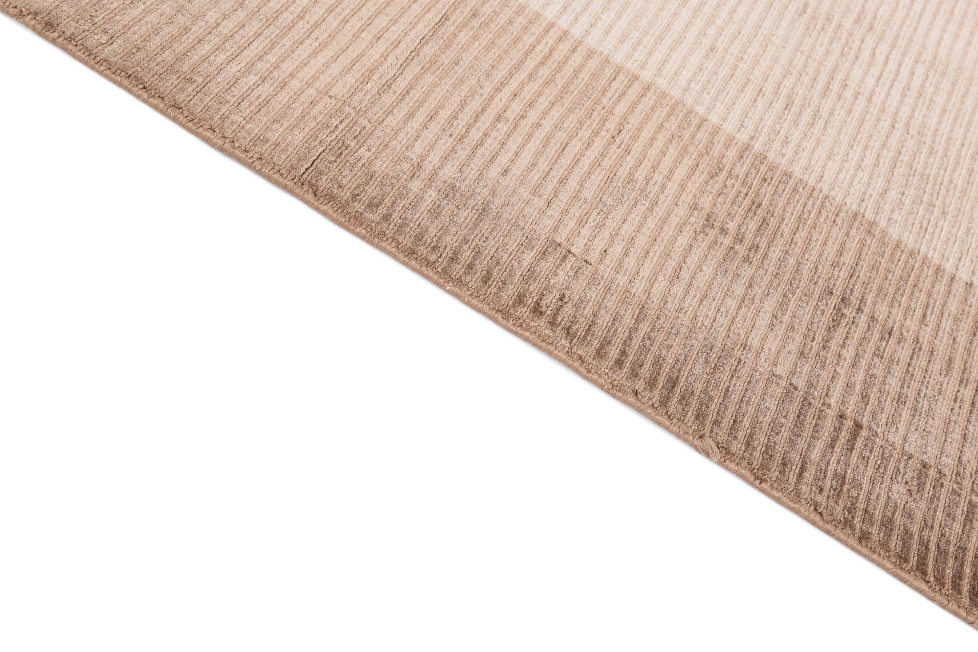 5' 7 x 7' 10 Hand Knotted Darya Wool Rug