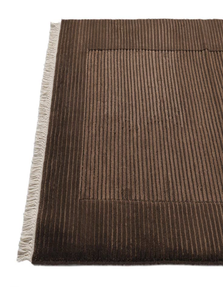 Detail image of 2' 7 x 9' 9 Hand Knotted Darya Wool Runner Rug