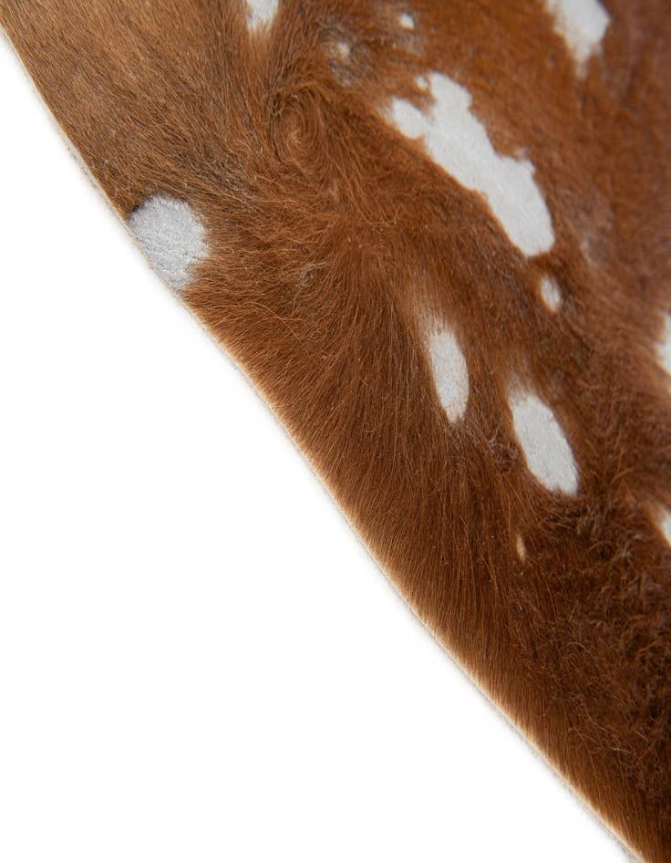 Detail image of 6' 1 x 6' 5 Cowhide Leather Freeform Rug