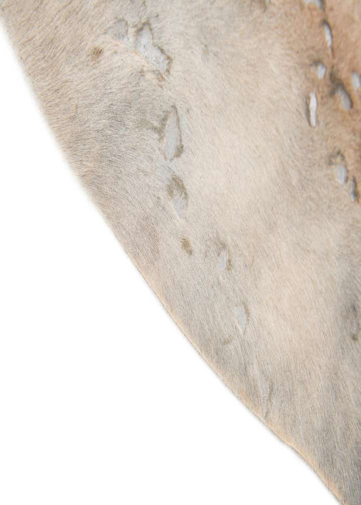 6' 5 x 6' 5 Cowhide Leather Freeform Rug