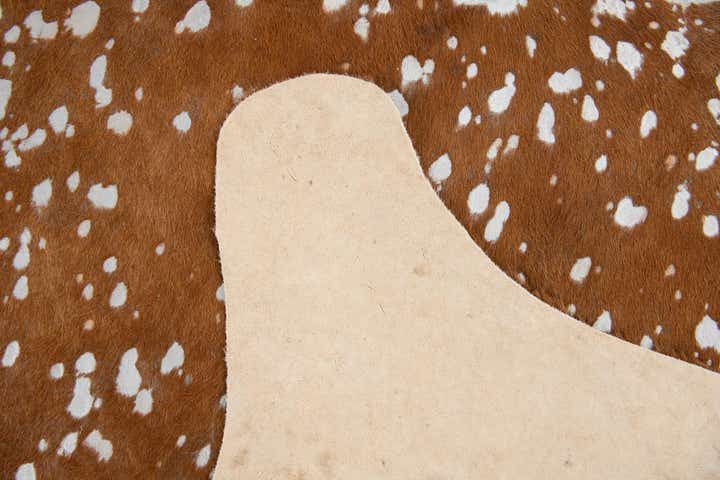 6' 2 x 6' 9 Cowhide Leather Freeform Rug