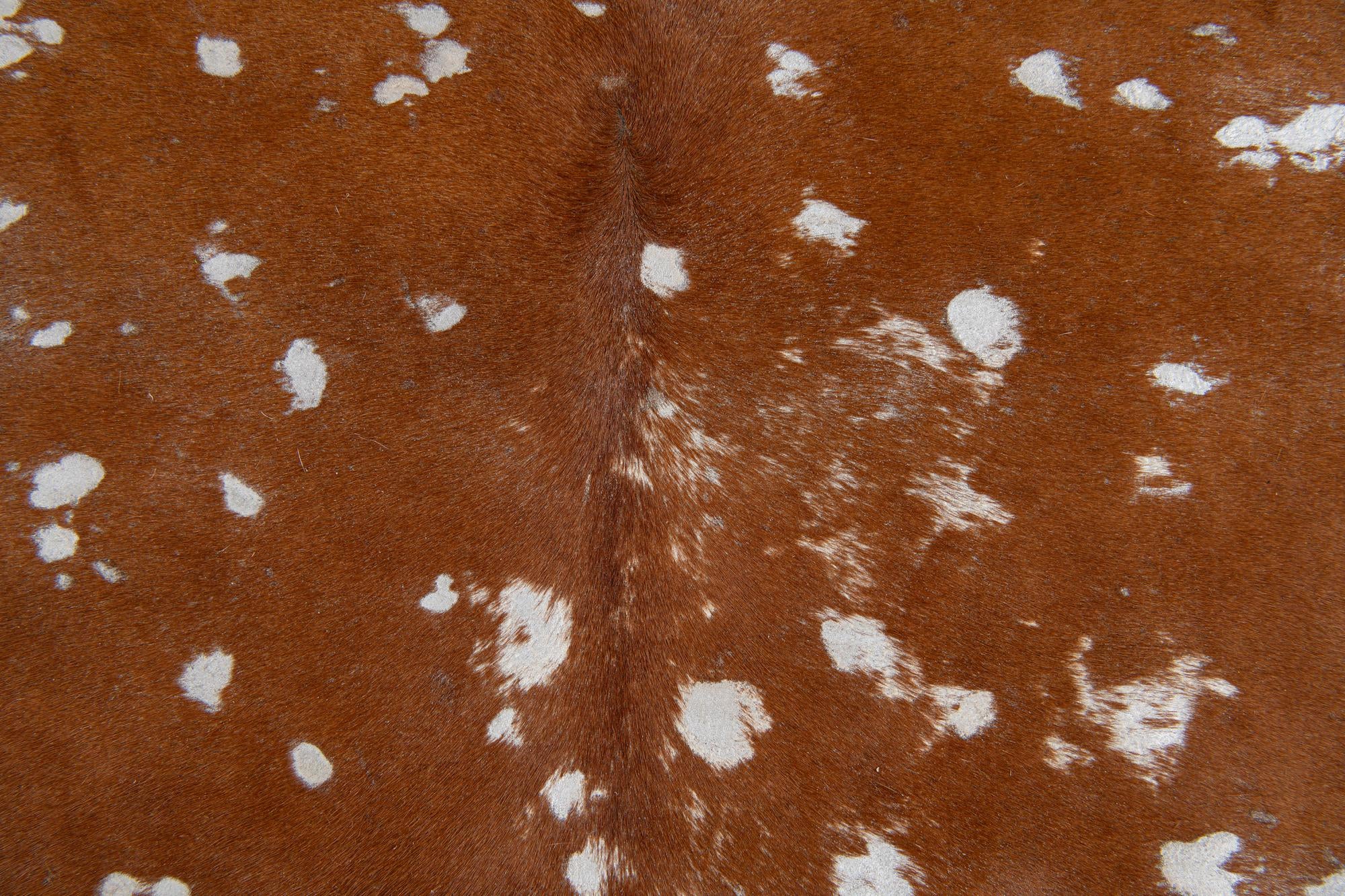 6' 2 x 6' 10 Cowhide Leather Freeform Rug