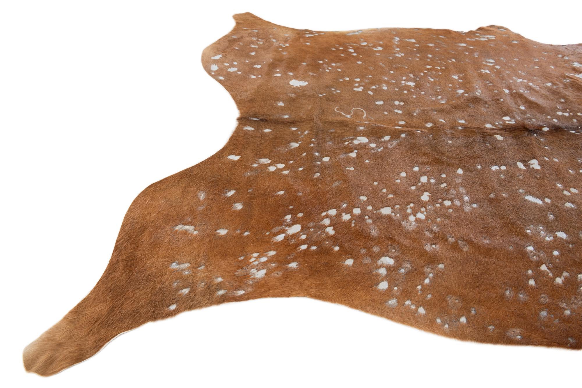 6' 5 x 6' 10 Cowhide Leather Freeform Rug