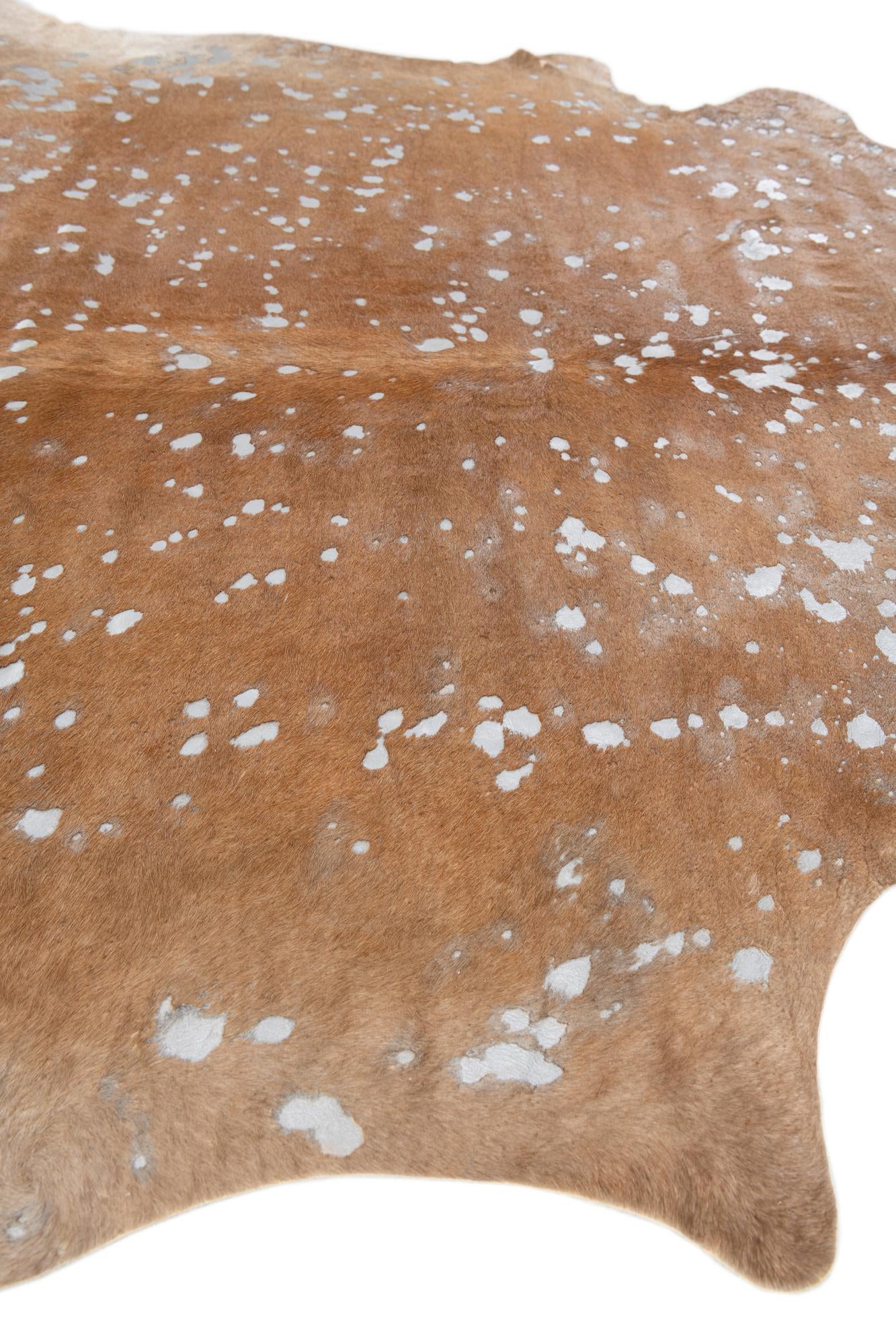 6' 2 x 6' 3 Cowhide Leather Freeform Rug