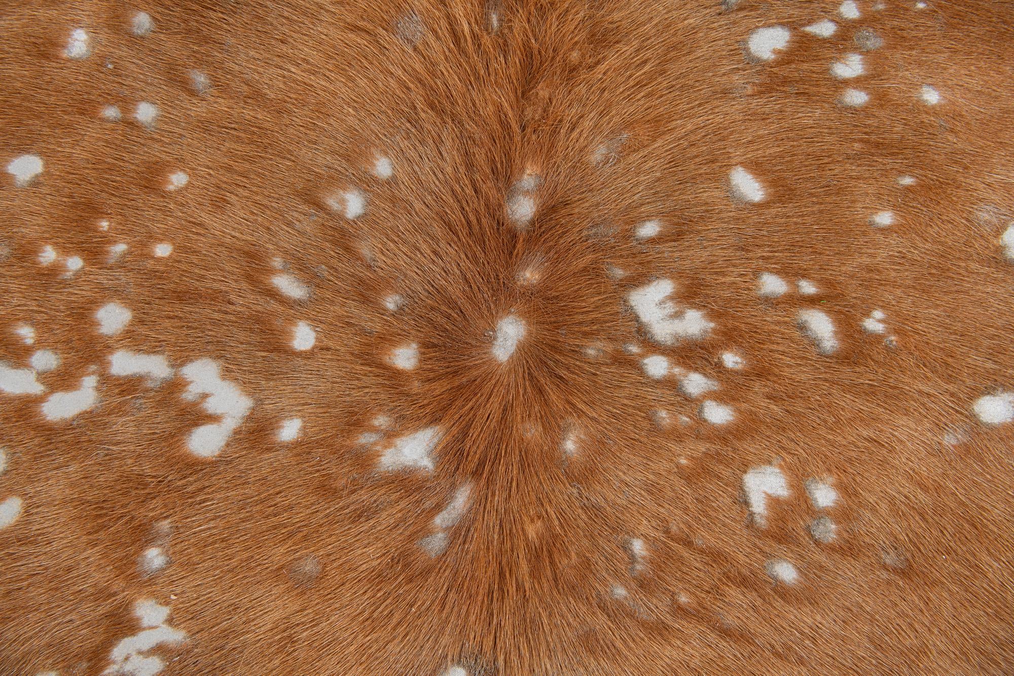 5' 10 x 6' 4 Cowhide Leather Freeform Rug