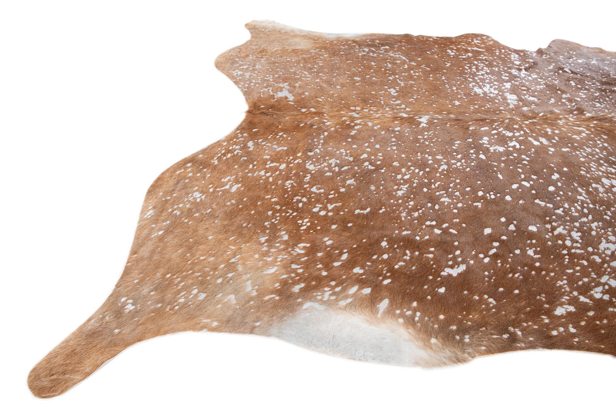 7' 2 x 7' 4 Cowhide Leather Freeform Rug