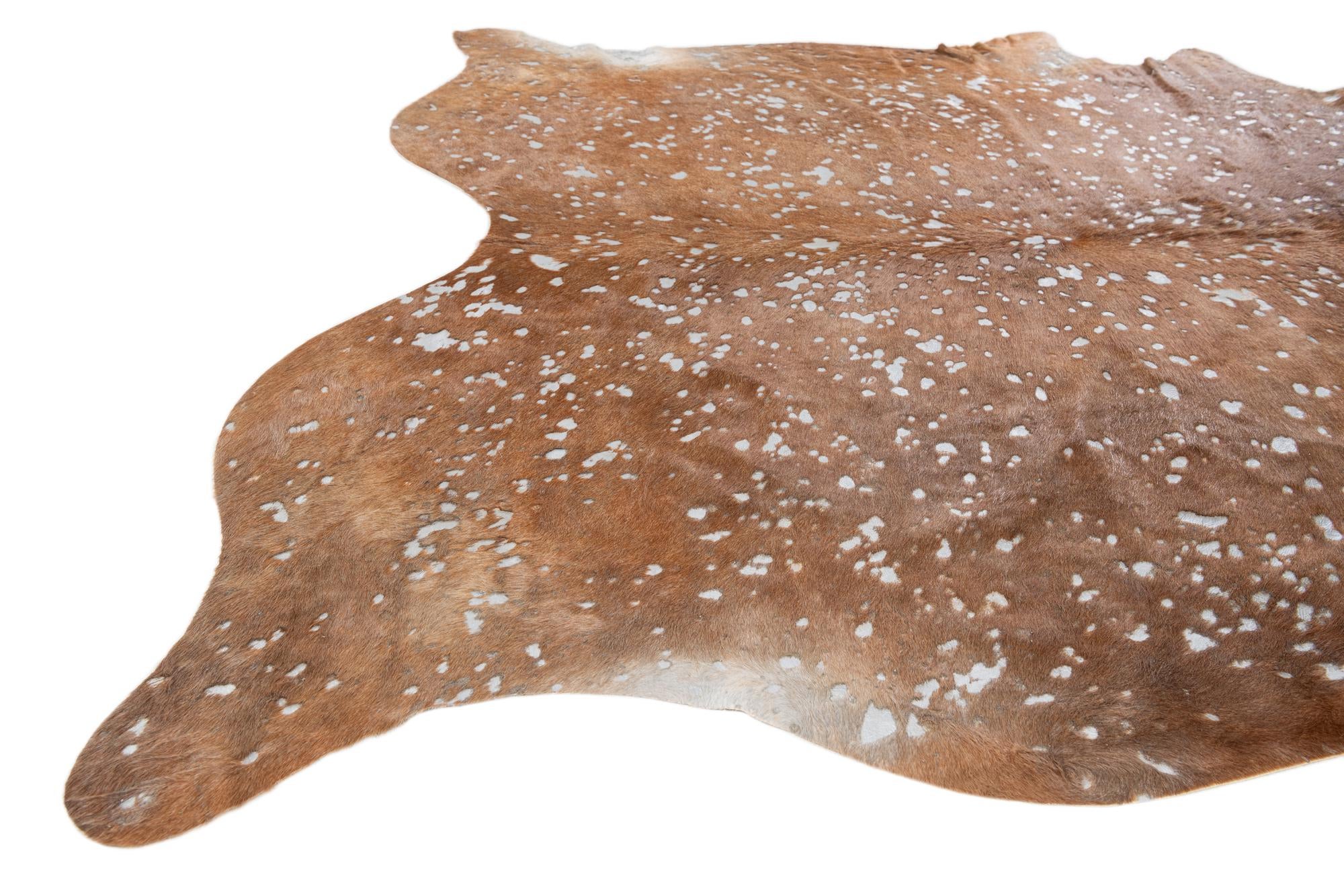 6' 7 x 7' 3 Cowhide Leather Freeform Rug
