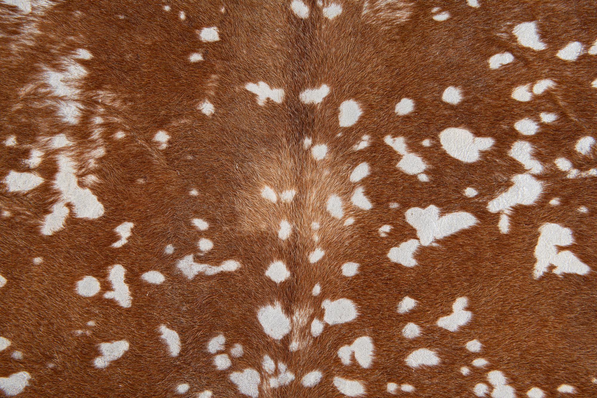 7' x 7' 6 Cowhide Leather Freeform Rug