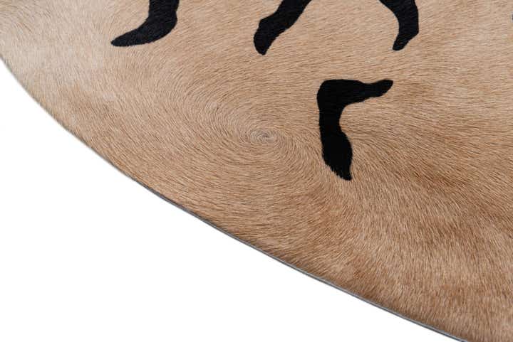 5' 7 x 6' 8 Cowhide Freeform Rug