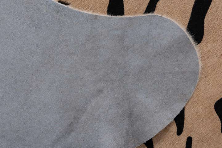 5' 7 x 6' 8 Cowhide Freeform Rug