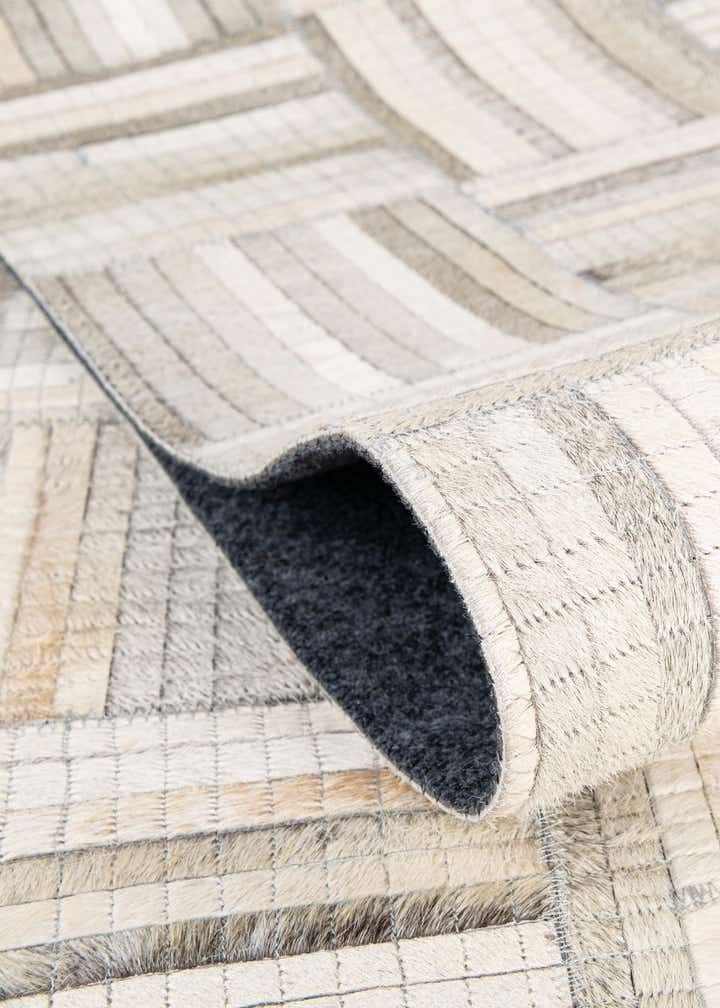 5' 3 x 8' Cowhide Leather Rug