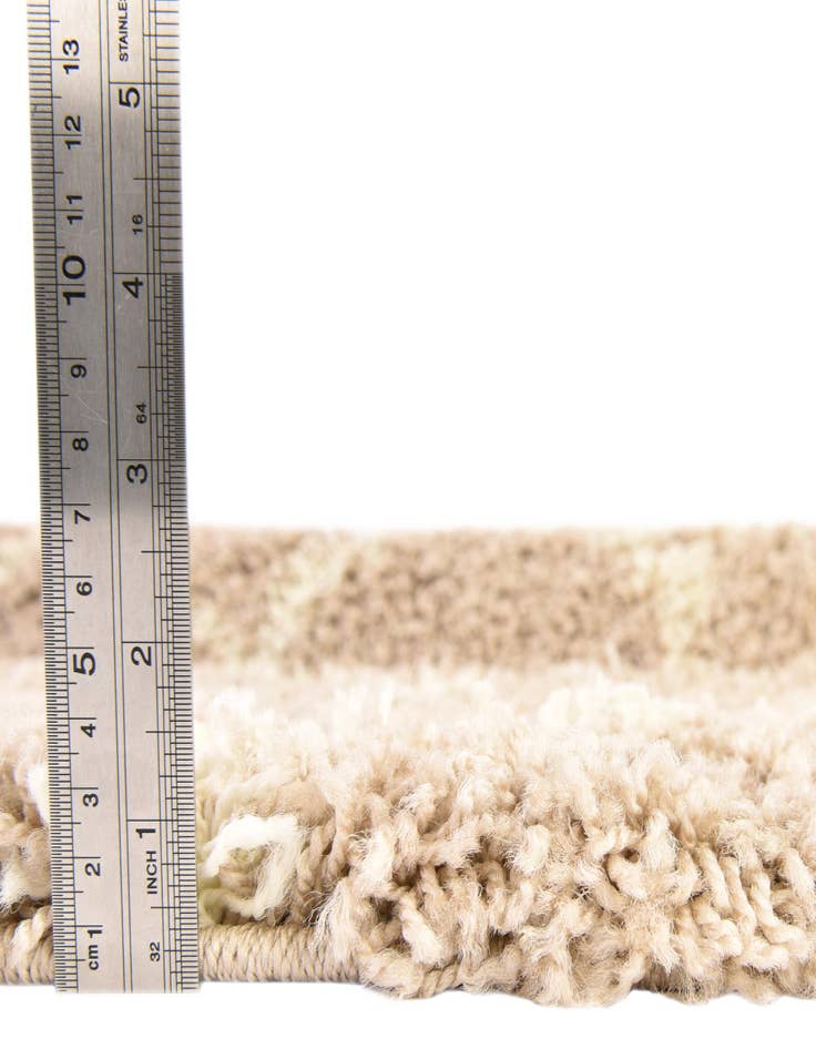 Detail image of 5' 3 x 8' Lattice Shag Oval Rug