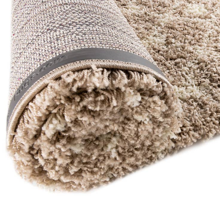 Detail image of 5' 3 x 8' Moroccan Trellis Shag Oval Rug