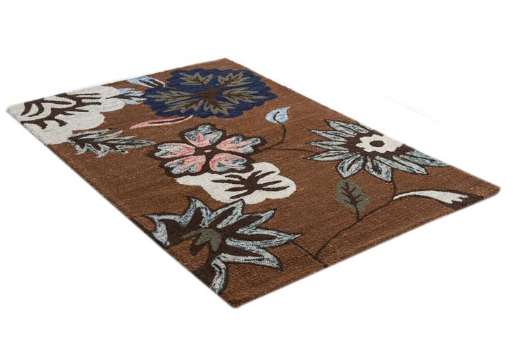 Detail image of 4' x 5' 10 Agra Rug