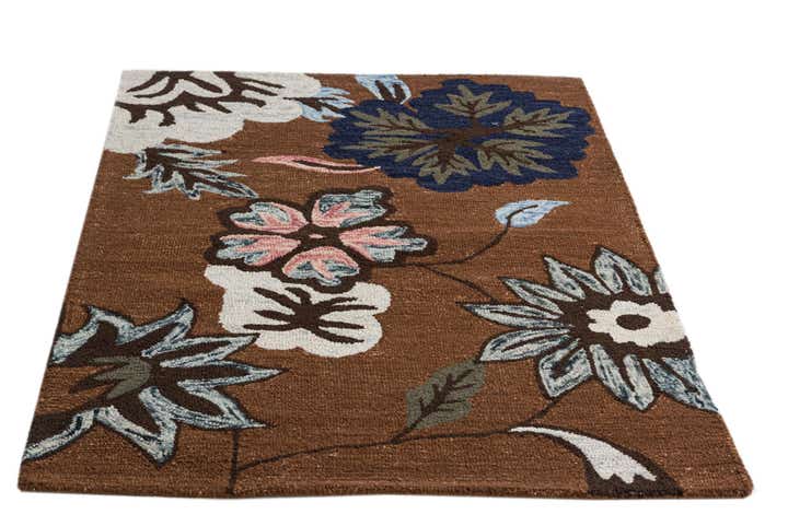 4' x 5' 10 Agra Rug