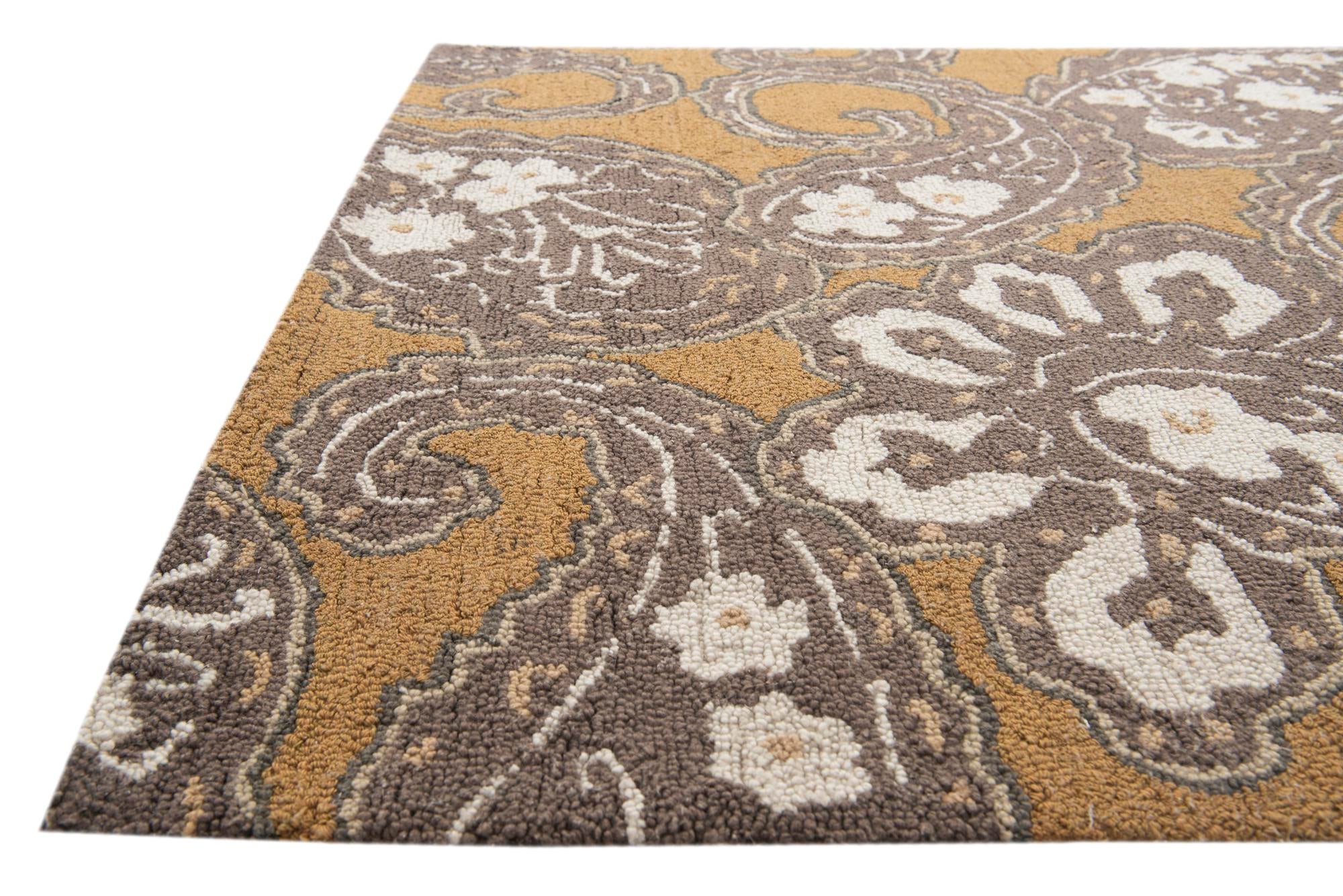 5' x 7' Agra Rug