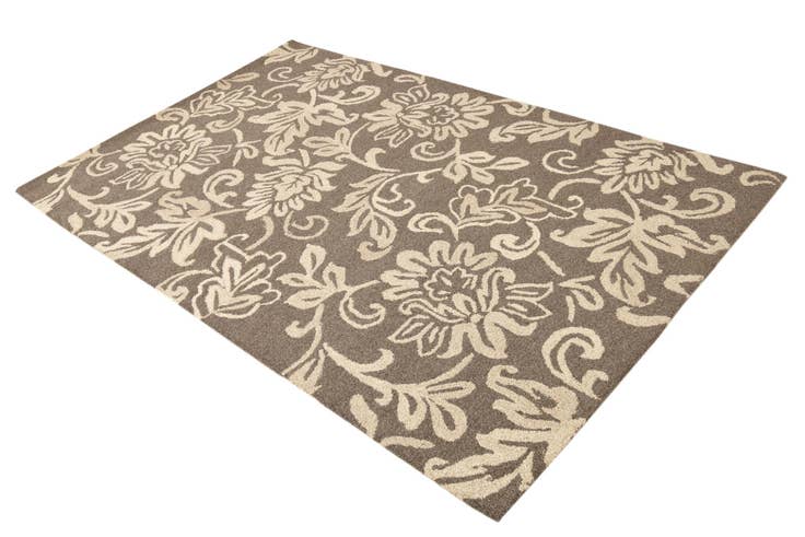 Detail image of 5' x 8' Agra Rug