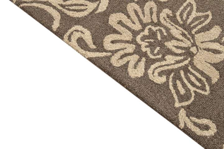 5' x 8' Agra Rug