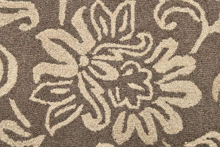 5' x 8' Agra Rug