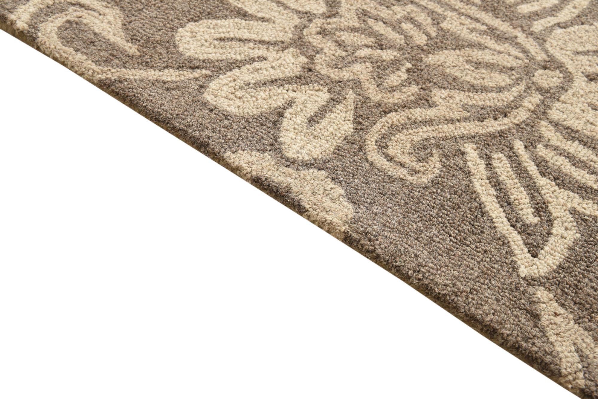 5' x 8' Agra Rug