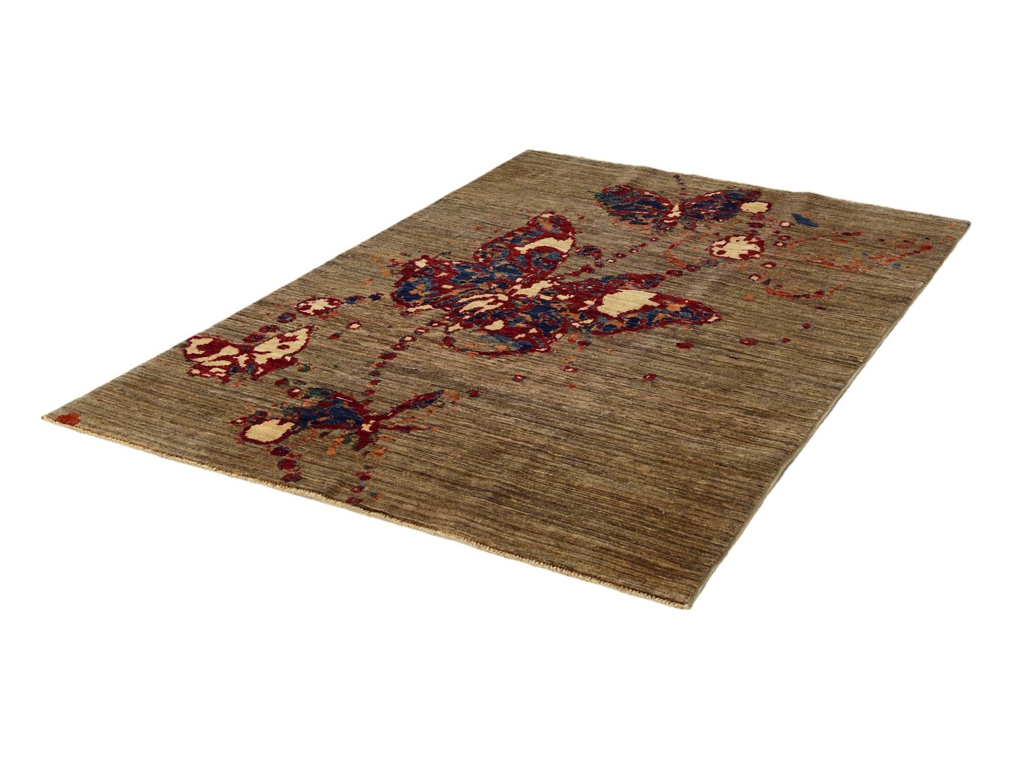 4' x 5' 11 Hand Knotted Ariana Ziegler Rug
