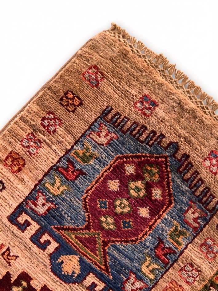 Detail image of 2' 1 x 3' Hand Knotted Ariana Ziegler Rug